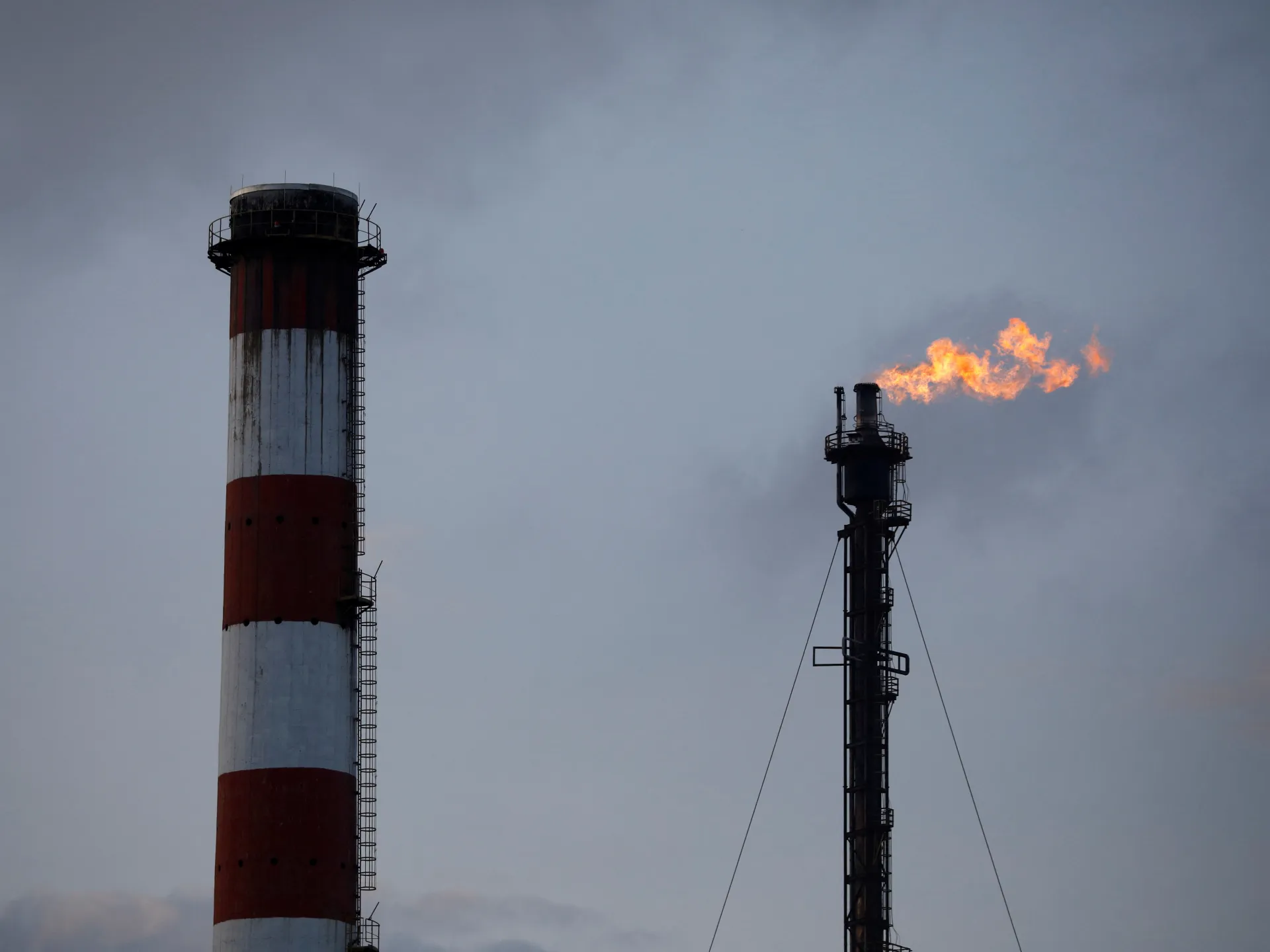 МЭА проведет встречу, поскольку государства-члены обдумывают высвобождение запасов нефти на фоне войны с Ираном